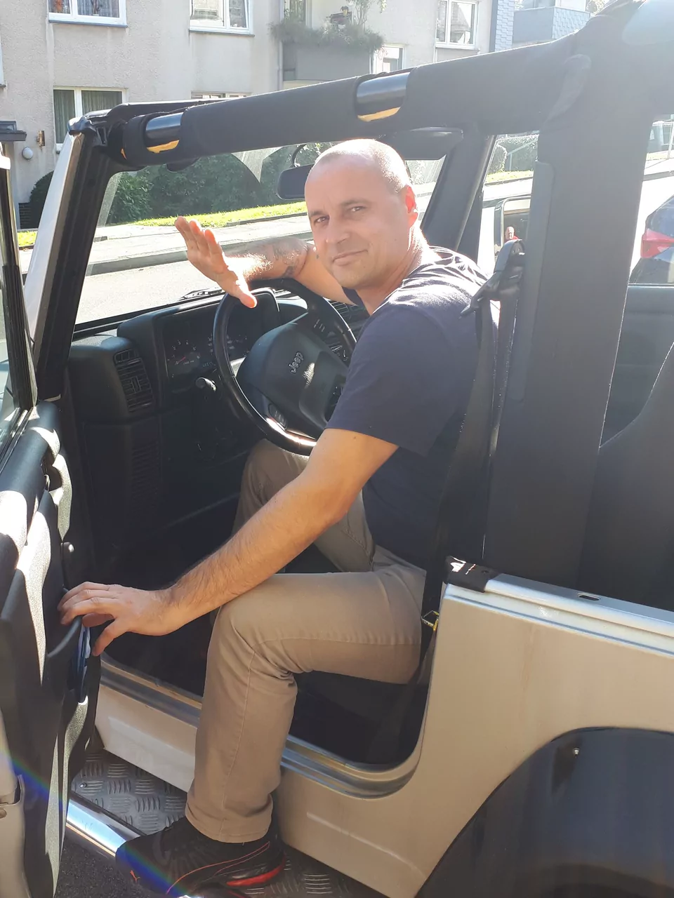Balkan Bata — kompozitor i producent, Balkan Bata Records Studio